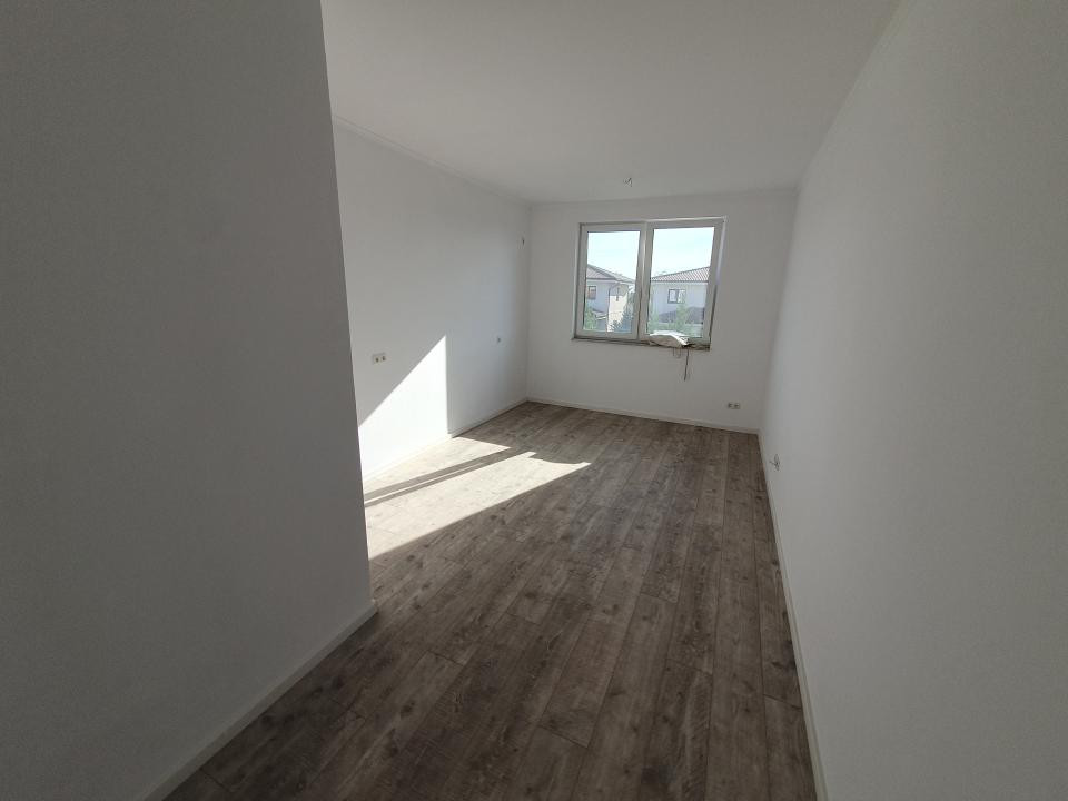 Casa insiruita la cheie, 116,6 mp utili, teren 271 mp in Mosnita Noua 20, foxfort.ro
