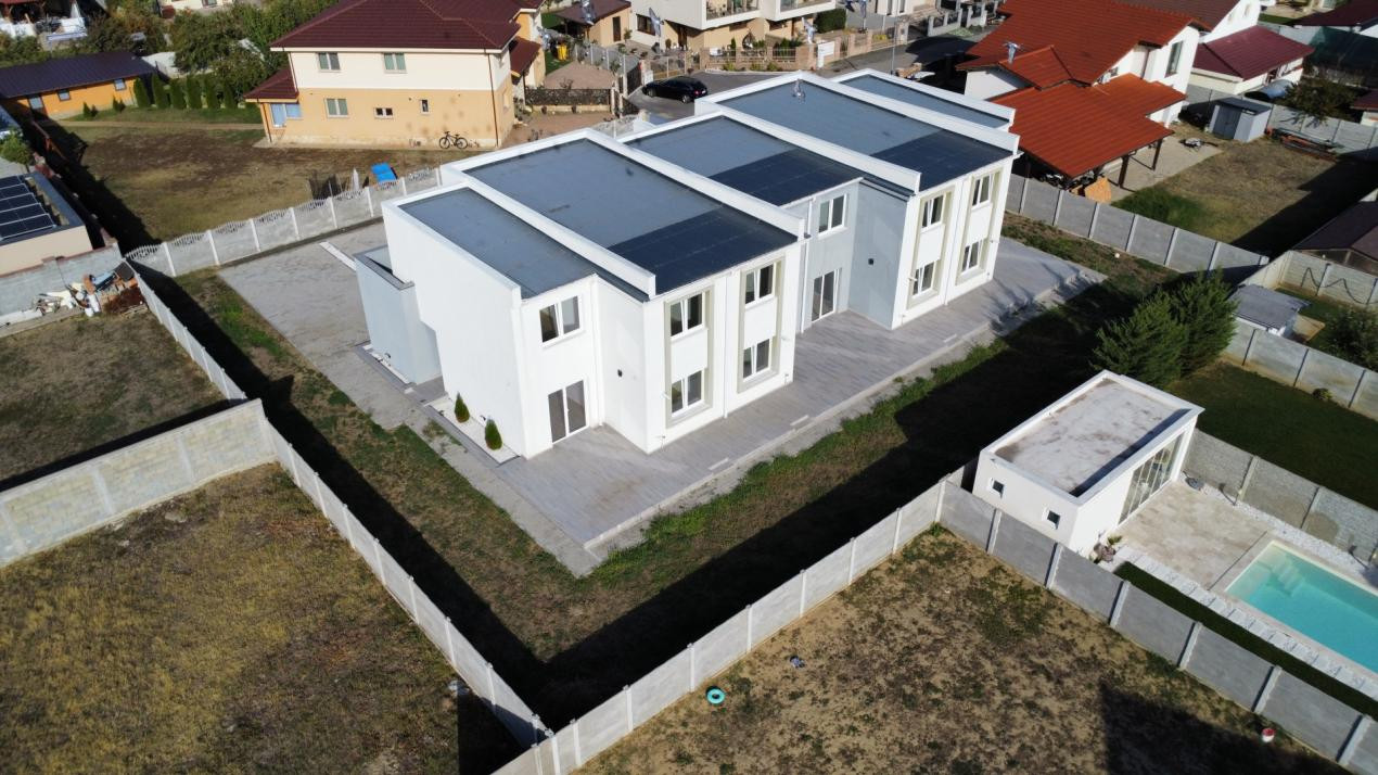 Cvadruplex de inchiriat, 471 mp utili, 8 parcari, in Mosnita Noua 6, foxfort.ro