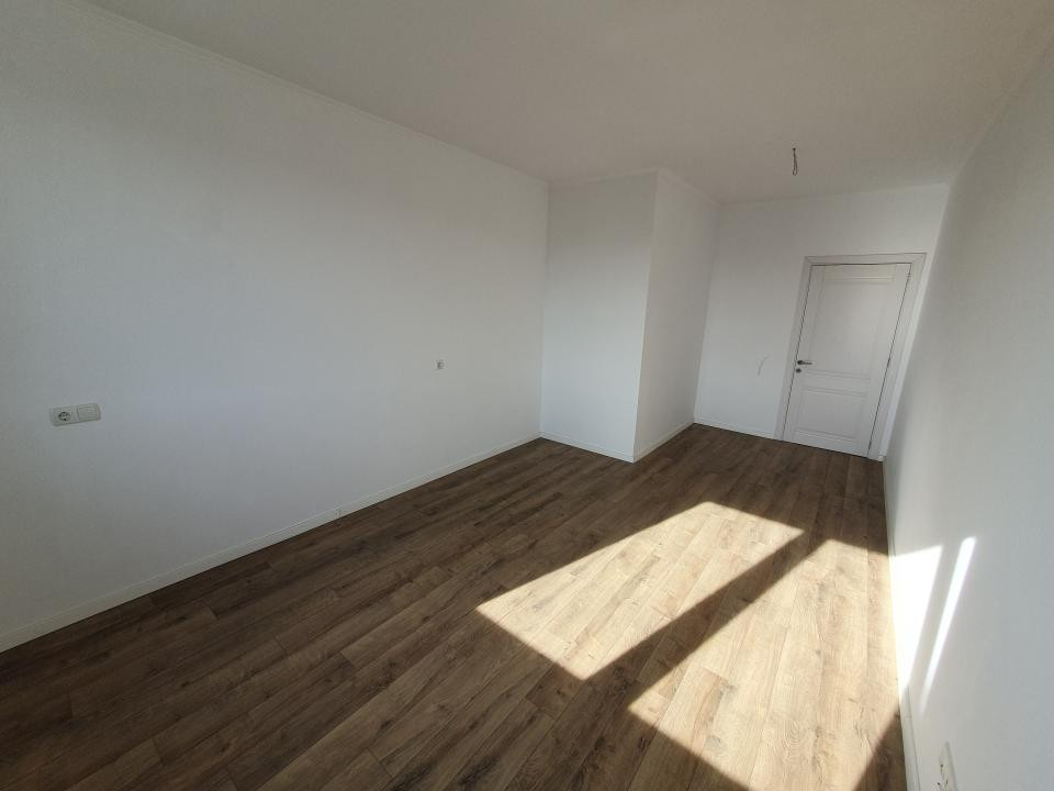 Cvadruplex de inchiriat, 471 mp utili, 8 parcari, in Mosnita Noua 29, foxfort.ro