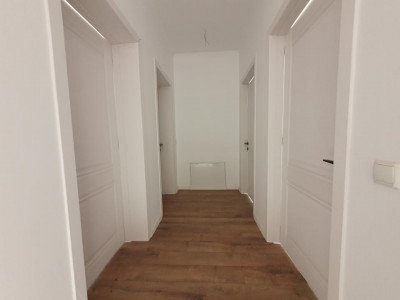 Cvadruplex de inchiriat, 471 mp utili, 8 parcari, in Mosnita Noua imagine mica 24, foxfort.ro